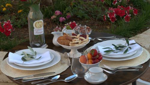 ファザーノにあるCasale Giuseppeの食器