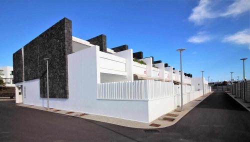 Monterey House Playa Blanca
