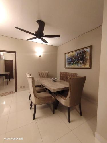 Φωτογραφία από το άλμπουμ του AQZ Apartments στο Ισλαμαμπάντ