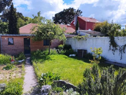 Chambre indépendante avec SDB sur jardin, au calme
