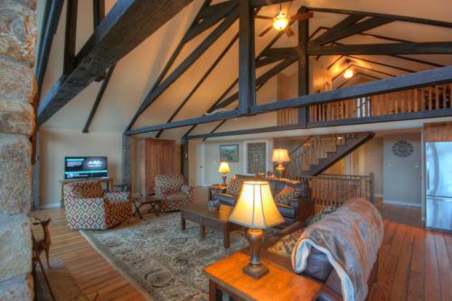 Majestic Mountain Haus – Photos 3