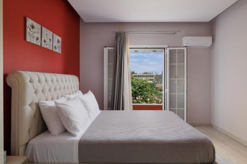 HOMELY 2BD APT IN DASSIA