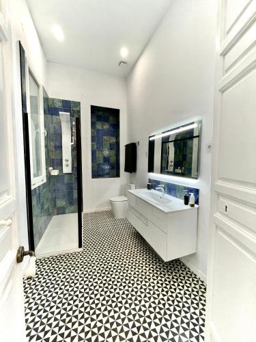 Picasso's Tres Puertas 4 bedrooms