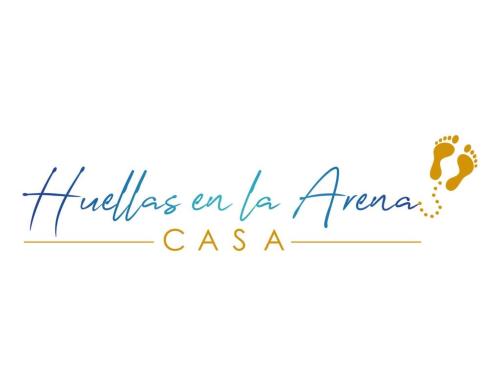 CASA HUELLAS EN LA ARENA في اكستابا: a sign that reads indias an la arena casa