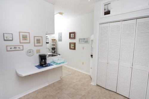 Bayou Dwellers Cabana Colony #6 Fort Walton Beach (updated prices 2024) Bayou Dwellers Cabana Colony #6 Fort Walton Beach (updated prices 2024)