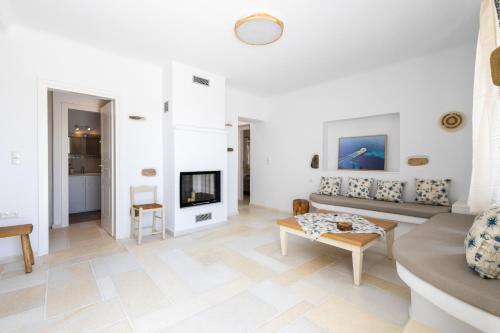 Gallery image of Villa Anneza Nikola in Angairiá