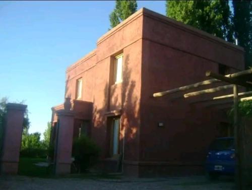 Acogedora casa en Chacras de Coria