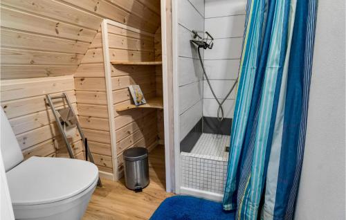 Koupelna v ubytování Awesome Home In Stege With Wifi
