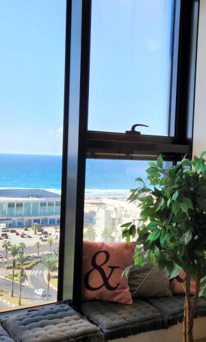 Galeriebild der Unterkunft Bat Yam Luxery 5BR Sea View Suite in Bat Yam