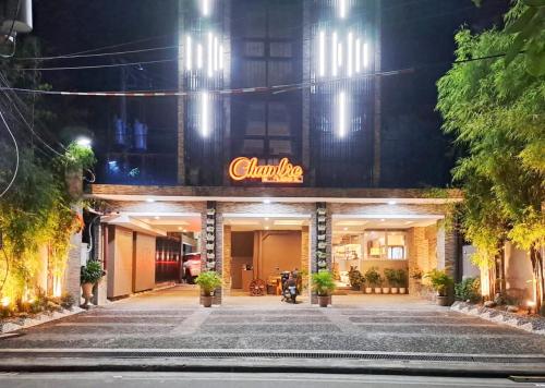 Budova, kde se hotel nachází