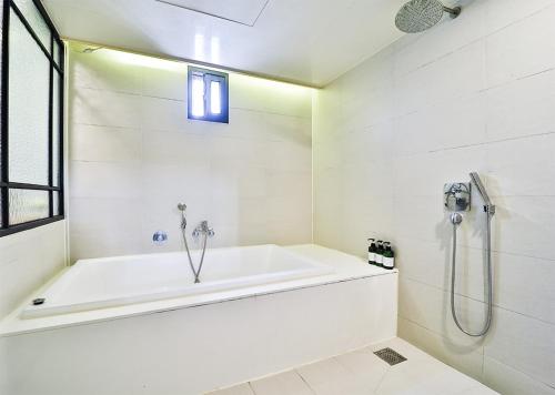 2Heaven Hotel