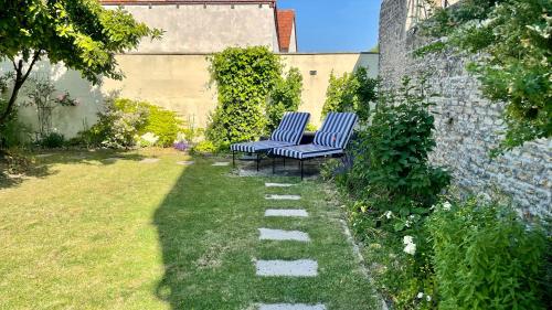 Κήπος έξω από το MonCoeur, maison et jardin à 700 m des Hospices de Beaune