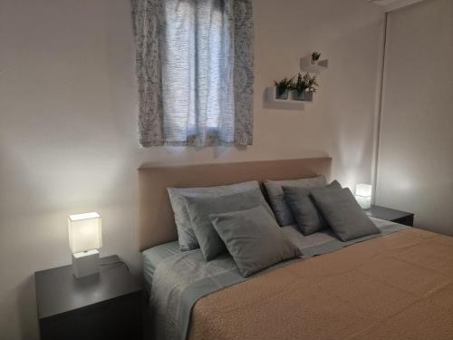 Posteľ alebo postele v izbe v ubytovaní Mareverde Resort- Costa adeje Tenerife