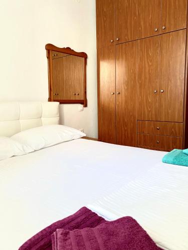 Gallery image of To Paradosiako in Serifos Chora