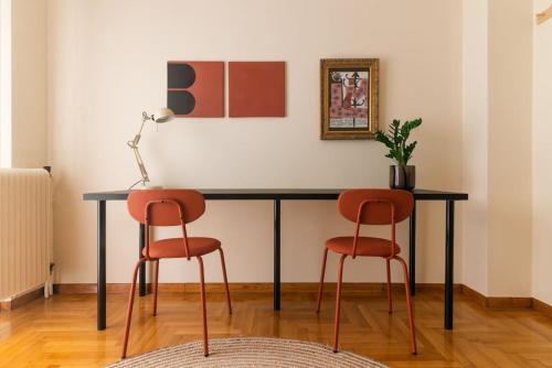 Sophisticated Athenian 2BD apt