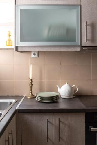 Sophisticated Athenian 2BD apt