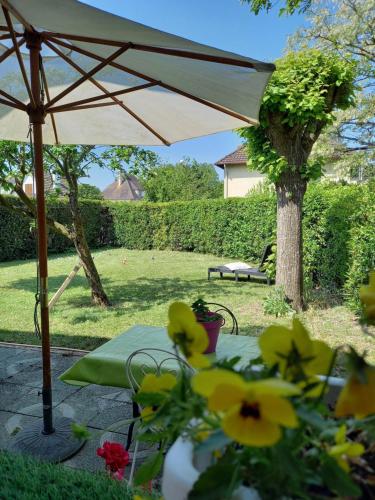 Photo de la galerie de l'établissement Cottage Le Home Plage 8pers, à Varaville