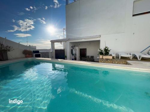 Riverview 4 Bedroom House, with Private Pool STE003