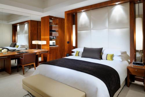 JW Marriott Marquis Hotel Dubai Image