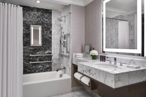 The Ritz-Carlton, Cleveland Image