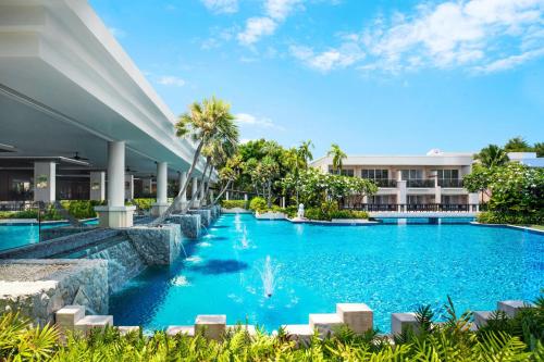 an image of a swimming pool at a resort at Sheraton Hua Hin Resort & Spa in Cha Am