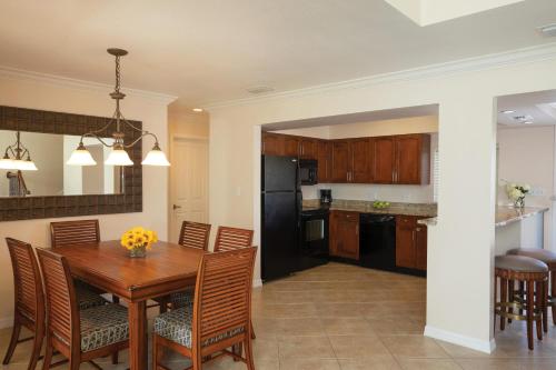 Cuisine ou kitchenette dans l'établissement Sheraton Vistana Resort Villas, Lake Buena Vista Orlando