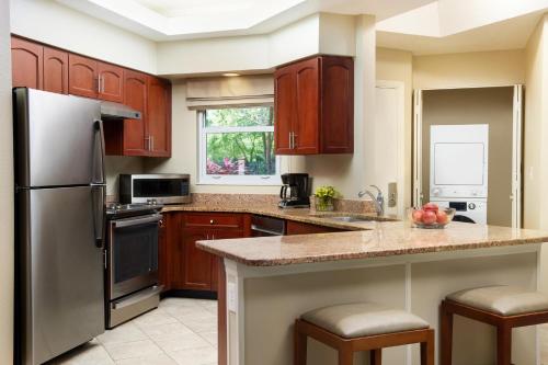 Cuisine ou kitchenette dans l'établissement Sheraton Vistana Resort Villas, Lake Buena Vista Orlando