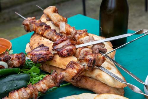 B&Bの敷地内または近くでの食事または食べ物