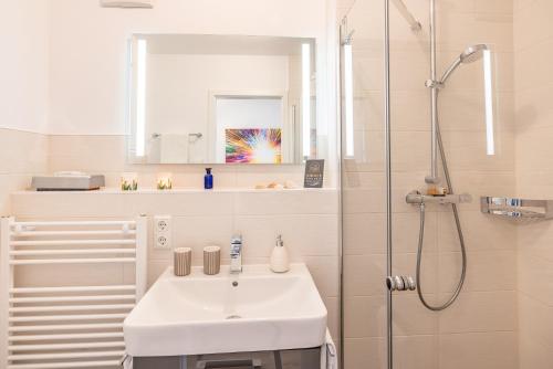 Ένα μπάνιο στο Apartment "Wikinger Exklusiv" - Haffresidenz
