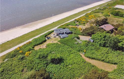 an aerial view of a house next to a beach at Cozy Home In Esbjerg V With Wifi in Esbjerg