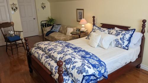 Gallery image of Greater Toronto B&B in Oakville