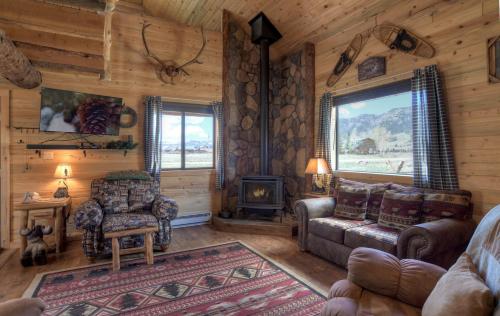 Bristol Head Log Cabin – Photos 3