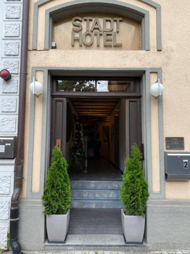 Exteriér nebo vchod ubytování Stadthotel