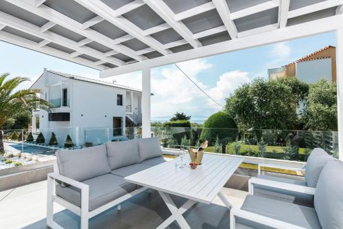 Gallery image of Pachis Escape Suites in Pachis