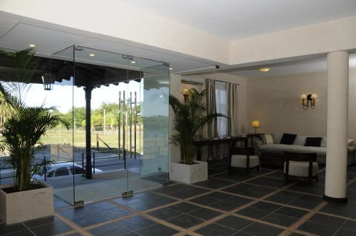 
The lobby or reception area at Hotel Hostal del Espinillo
