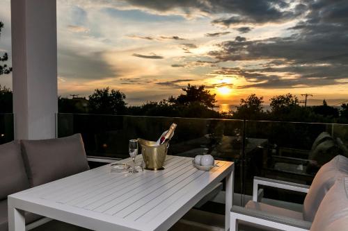 Gallery image of Pachis Escape Suites in Pachis