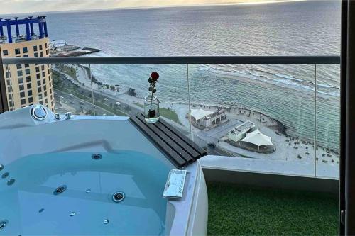 داماك الكورنيش جدة الجناح الذهبي Damac tower jeddah