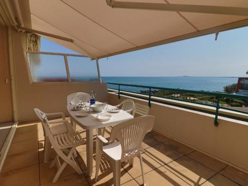 Spacieux 34m² avec clim, WIFI, loggia et terrasse pour 6 pers à Sète - FR-1-472A-182