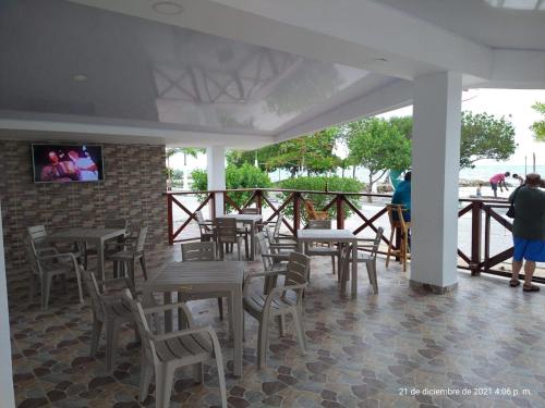 Restaurace v ubytování Hostal El Danubio Tolu