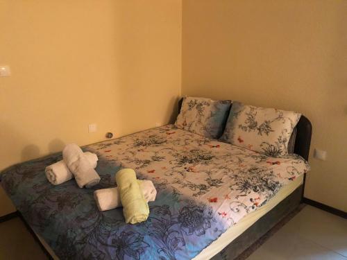 Ein Bett oder Betten in einem Zimmer der Unterkunft Apartments Veronika