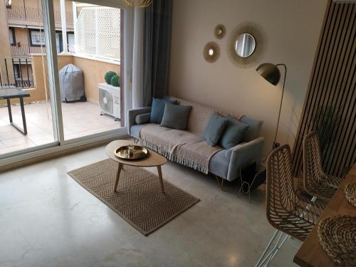 Fotografie z fotogalerie ubytování Marina Casares Suites, amazing 1 bedroom apartment, 50 metres from the beach v destinaci San Luis de Sabinillas