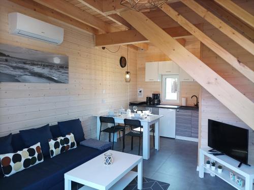 Khu vực ghế ngồi tại Domki Apartamentowe AURA