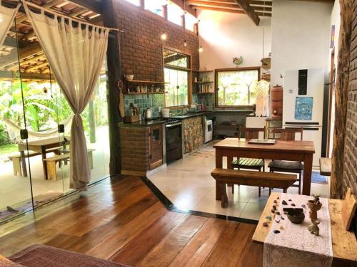 Η κουζίνα ή μικρή κουζίνα στο Vila dos Jasmins Casa