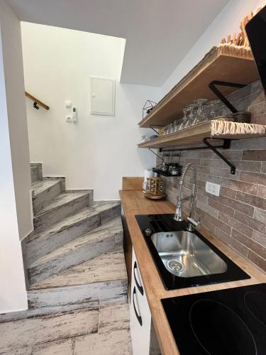 Dapur atau dapur kecil di Villa ANTONA