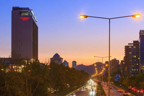 Vue générale sur Santiago ou vue de la ville depuis l'hôtel