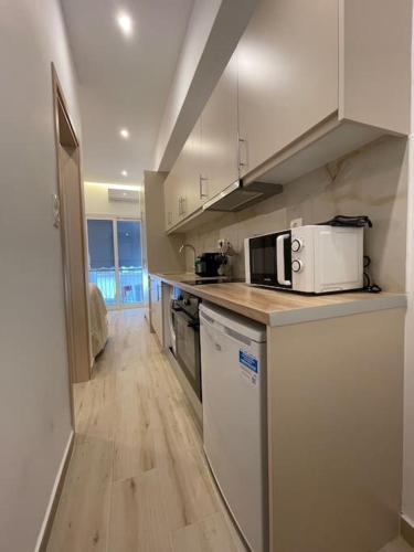 Pagrati-Luxury central cozy studio
