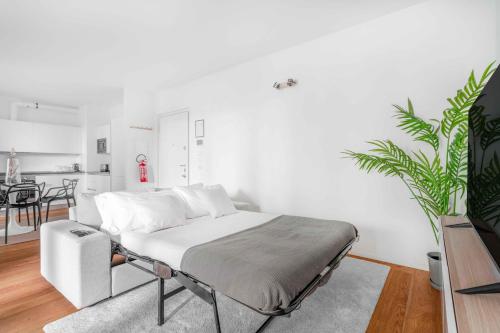 Modern with Terrace & Garage by NDP rent
