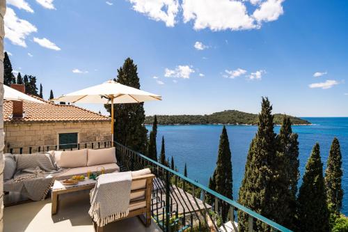 Beach House Sveti Jakov 2