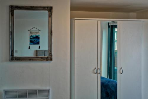 Sidemersey Livings- Convenient and Accessible 1-Bedroom Flat with a View, Central Liverpool photo 32