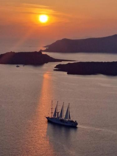 Foto Santa Rinoula Suites Ocean Caldera Sunset Views 1